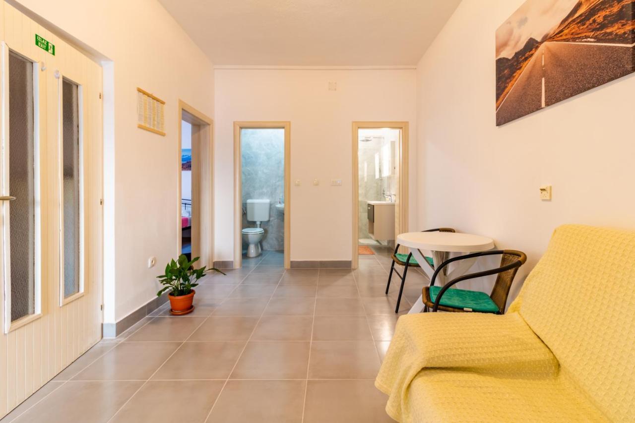 Apartments Mihael Σπλιτ Εξωτερικό φωτογραφία